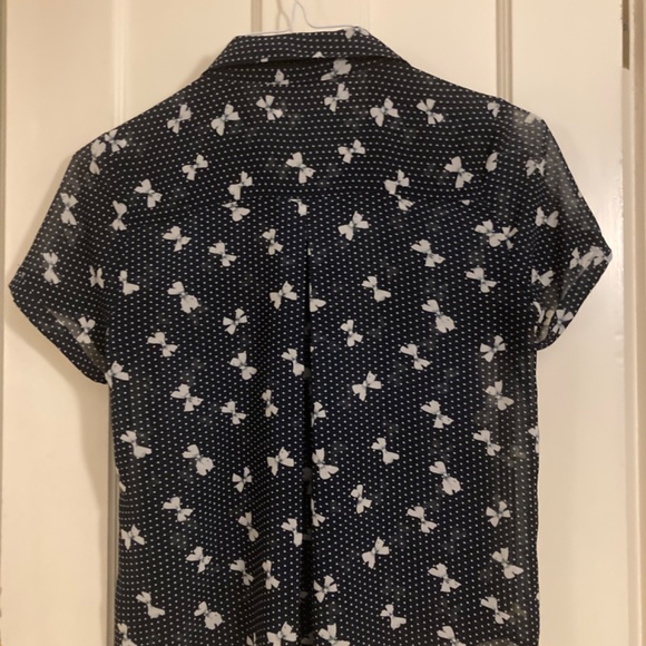 Polka dot and bows button down short sleeve blouse - Picture 3 of 4